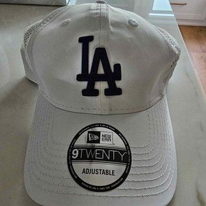3 brand new hats for $15 Womans 9 Twenty New Era LA Hat